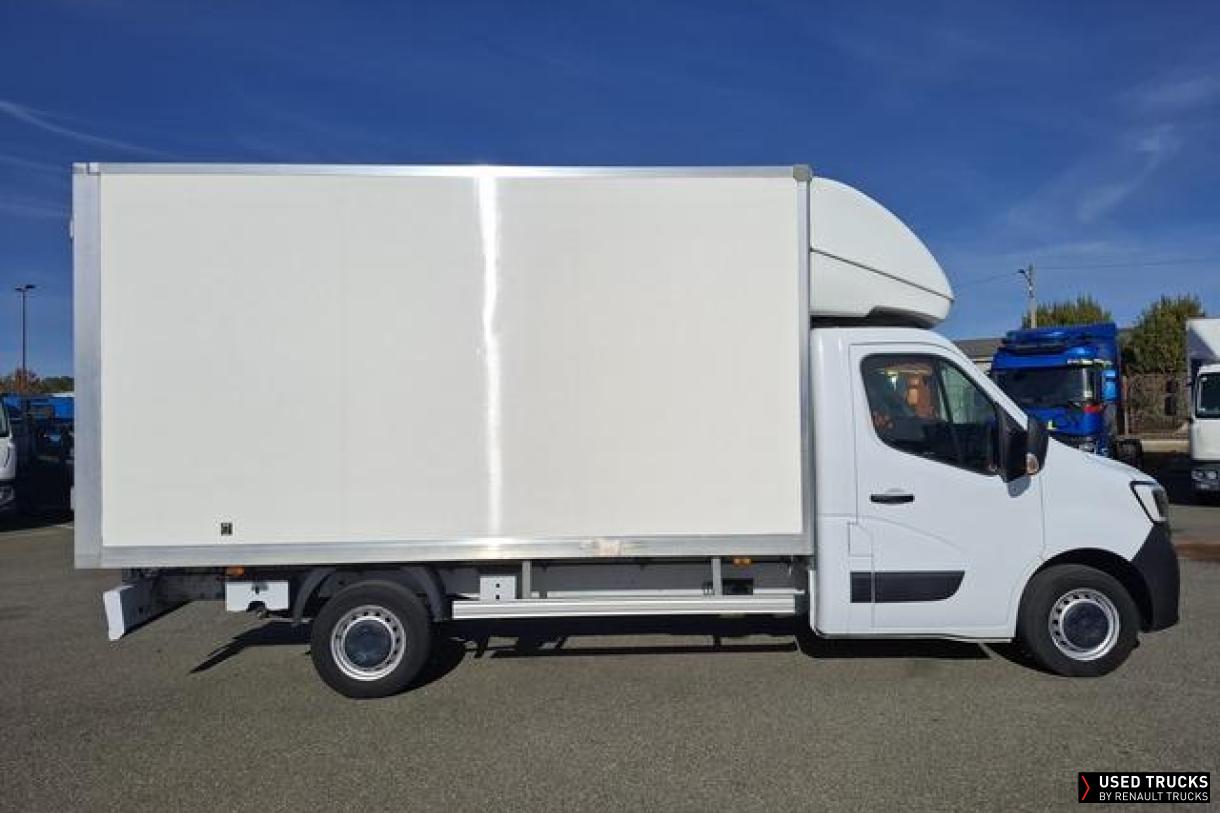Renault Master 145