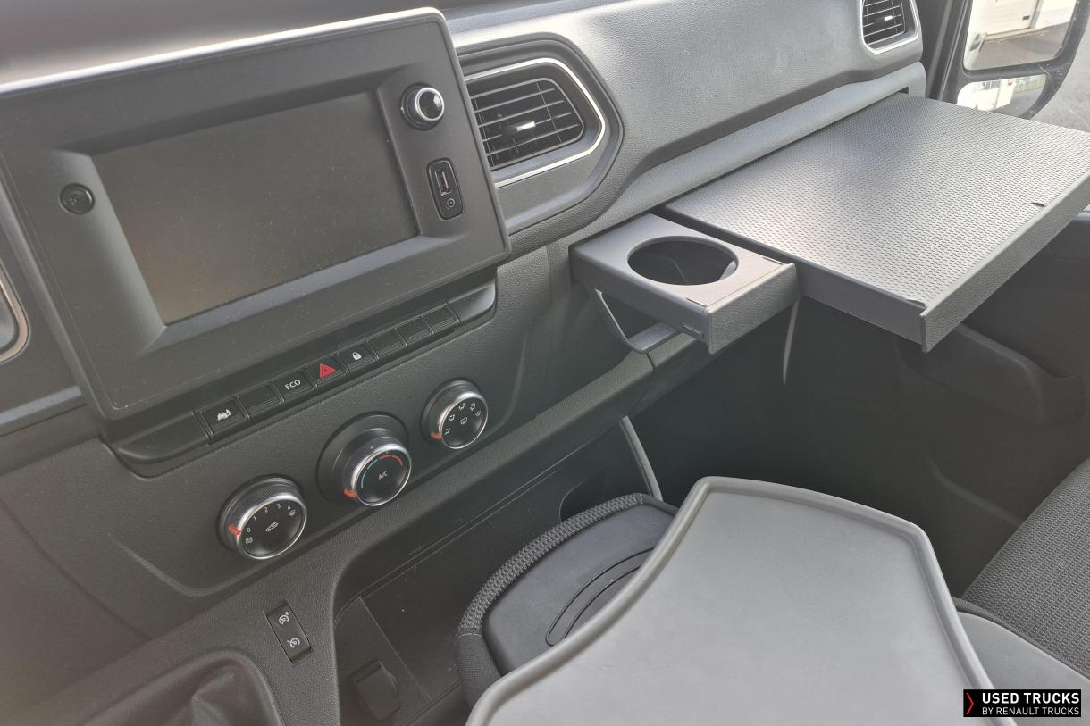 Renault Trucks Master 135