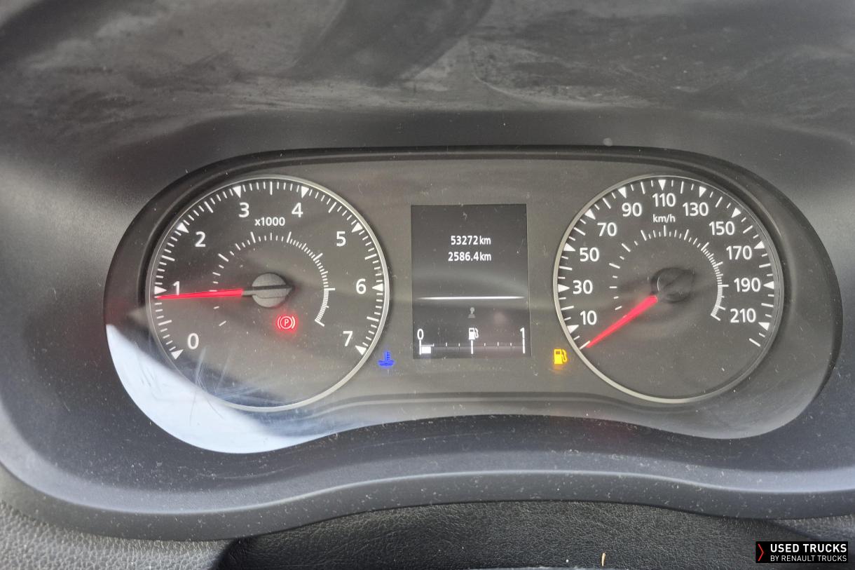 Renault Trucks Master 135