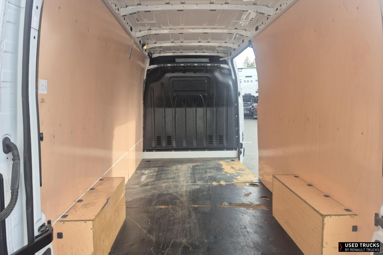 Renault Master 130