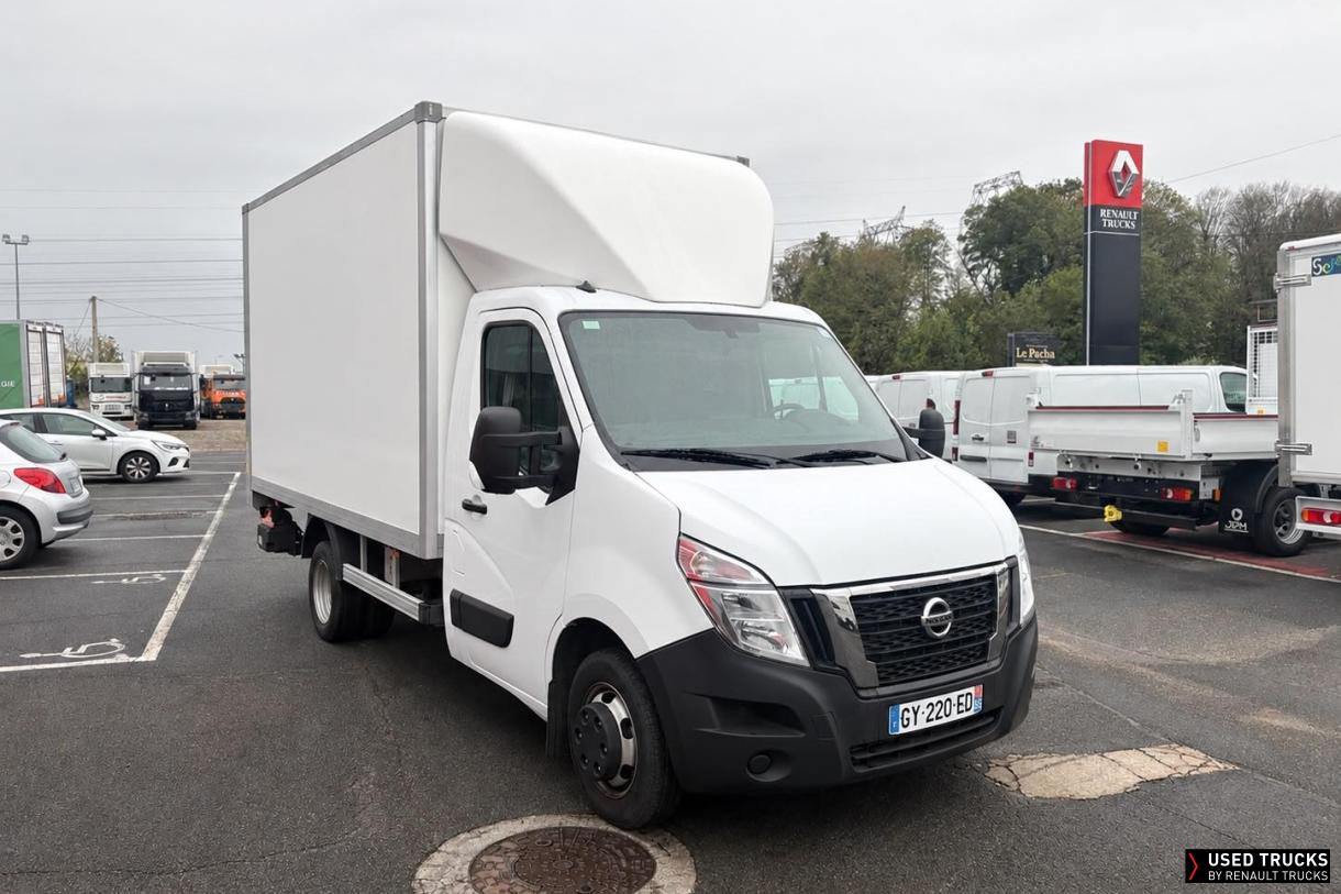 Nissan Interstar 165