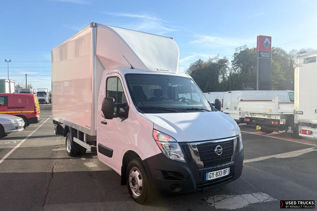 Nissan Interstar 165