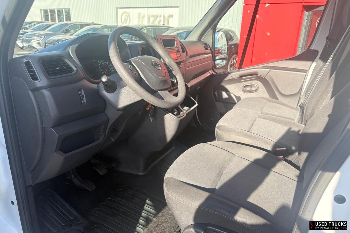 Nissan Interstar 165