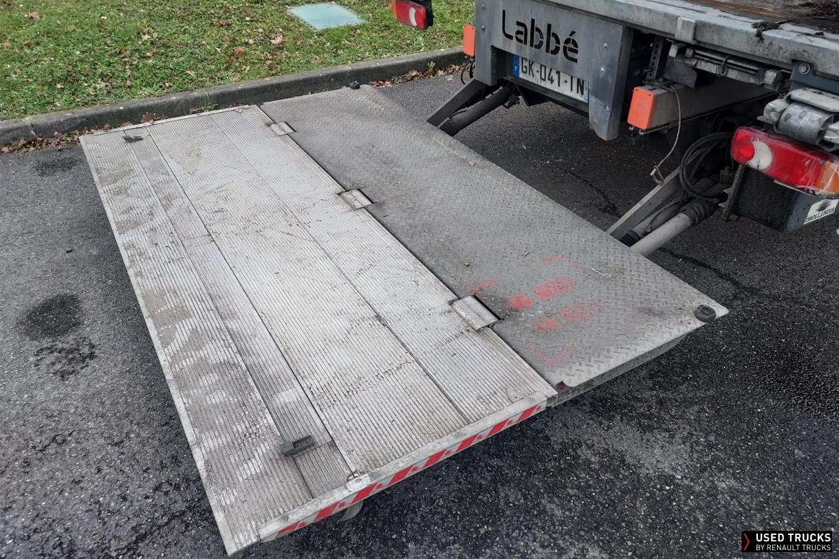 Renault Trucks D 240