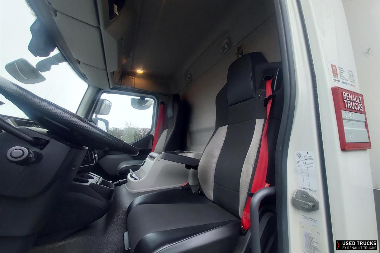 Renault Trucks D 240