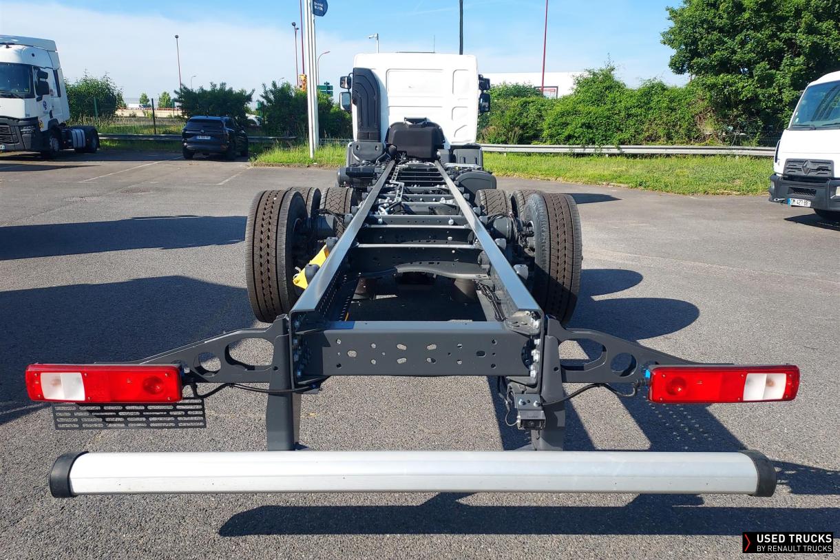 Renault Trucks D Wide 320