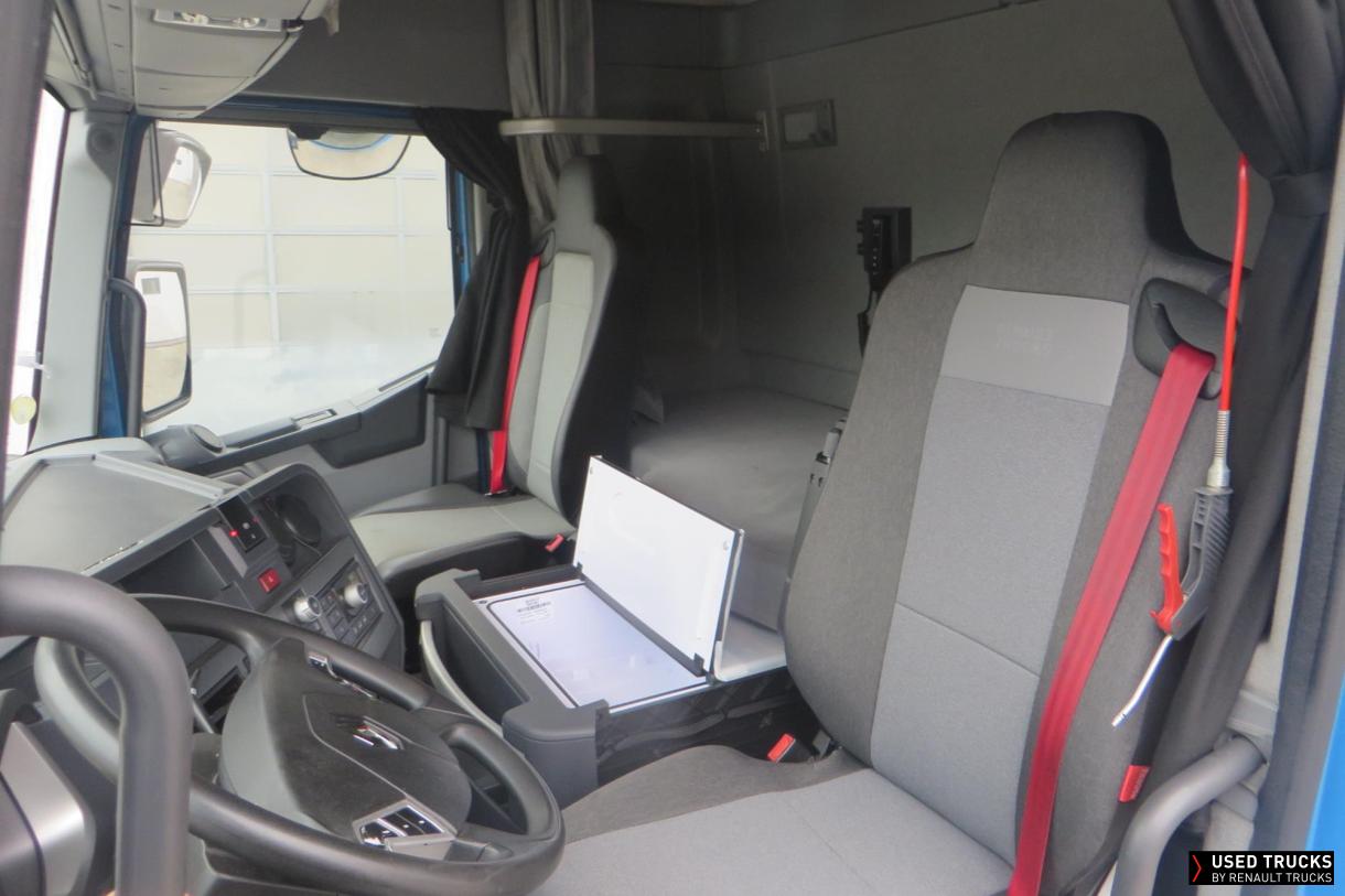 Renault Trucks T 440