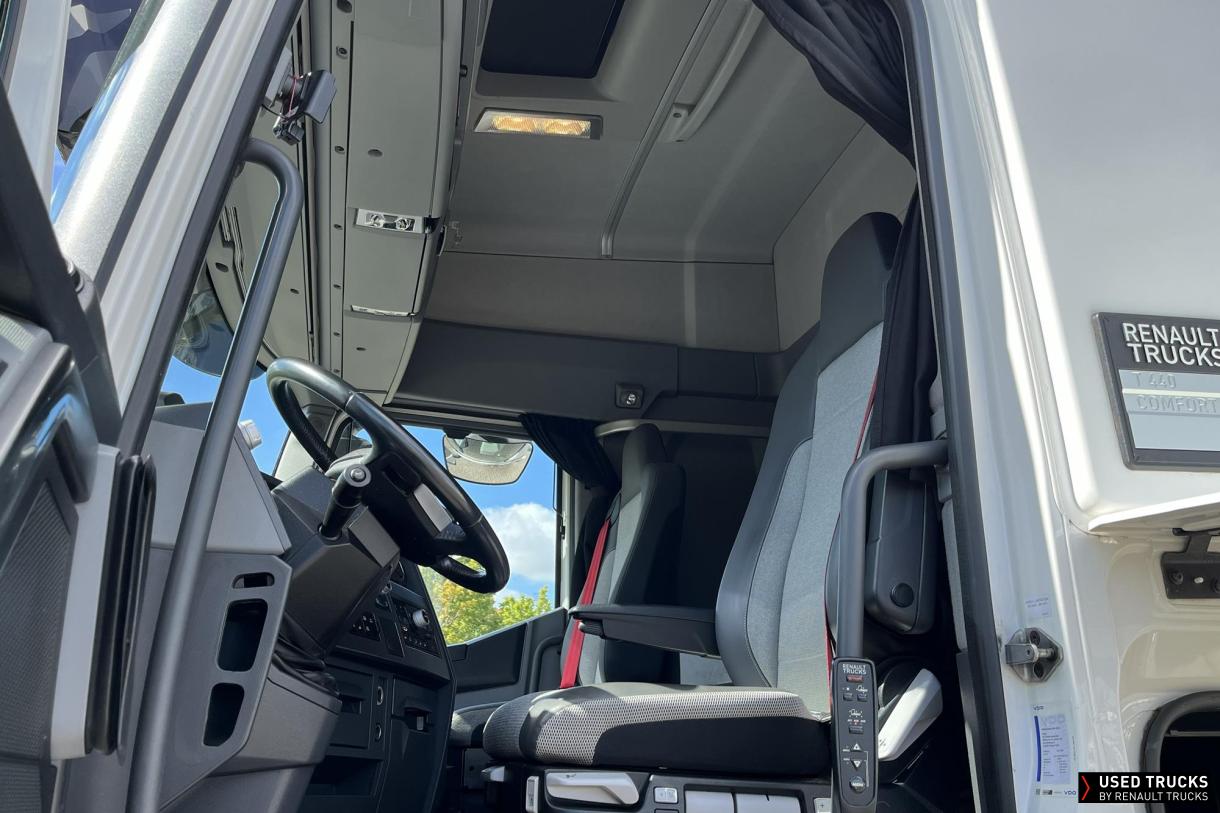 Renault Trucks T 440