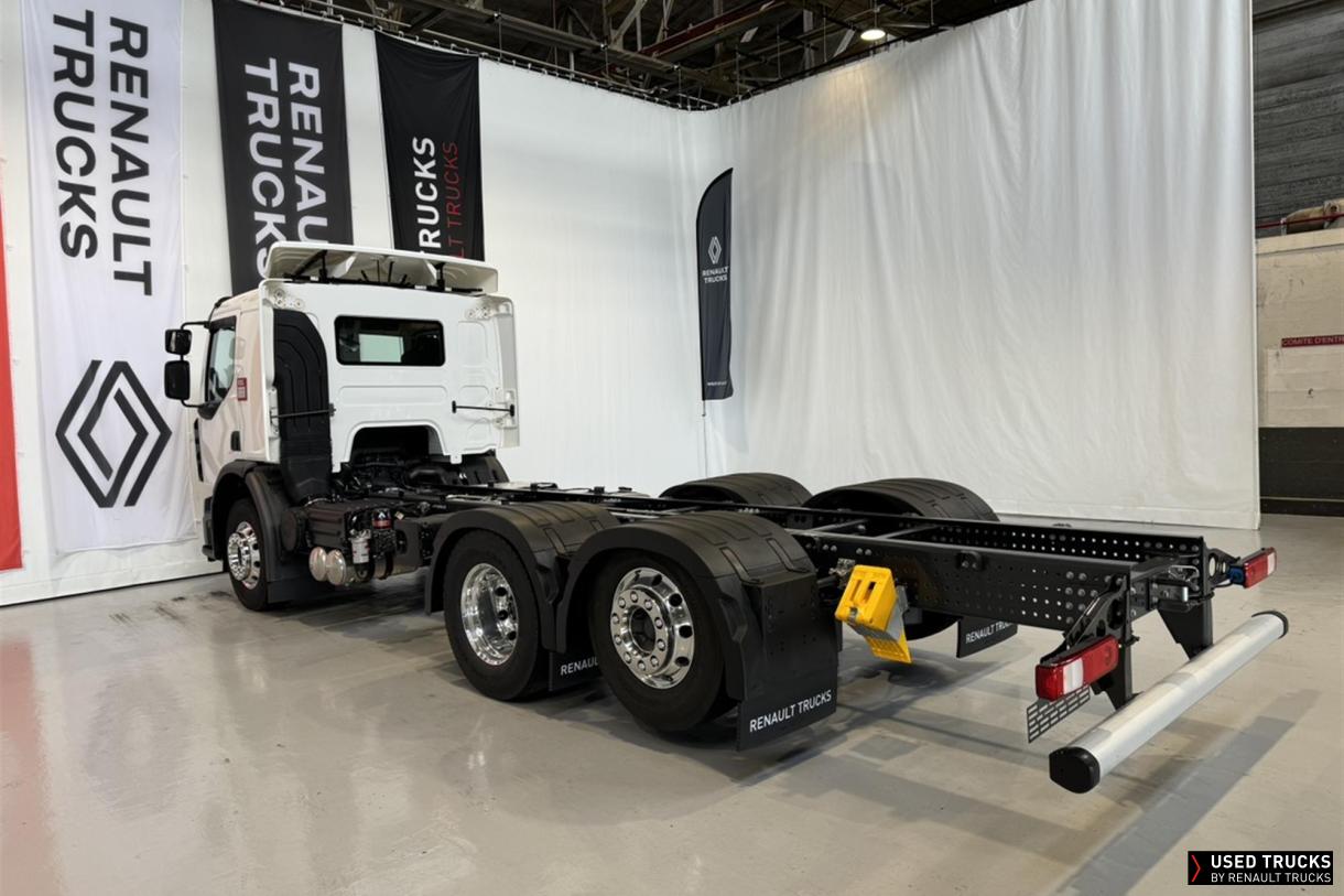 Renault Trucks D Wide 320