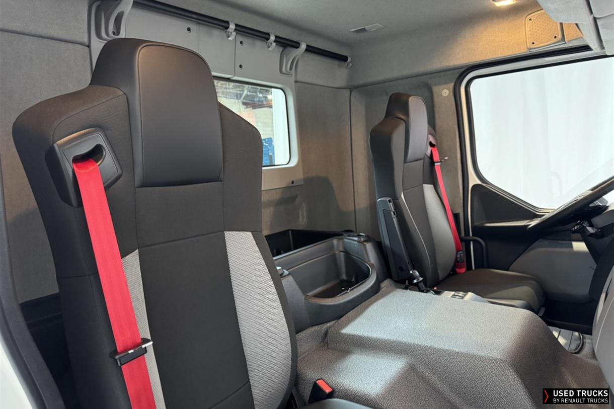Renault Trucks D Wide 320