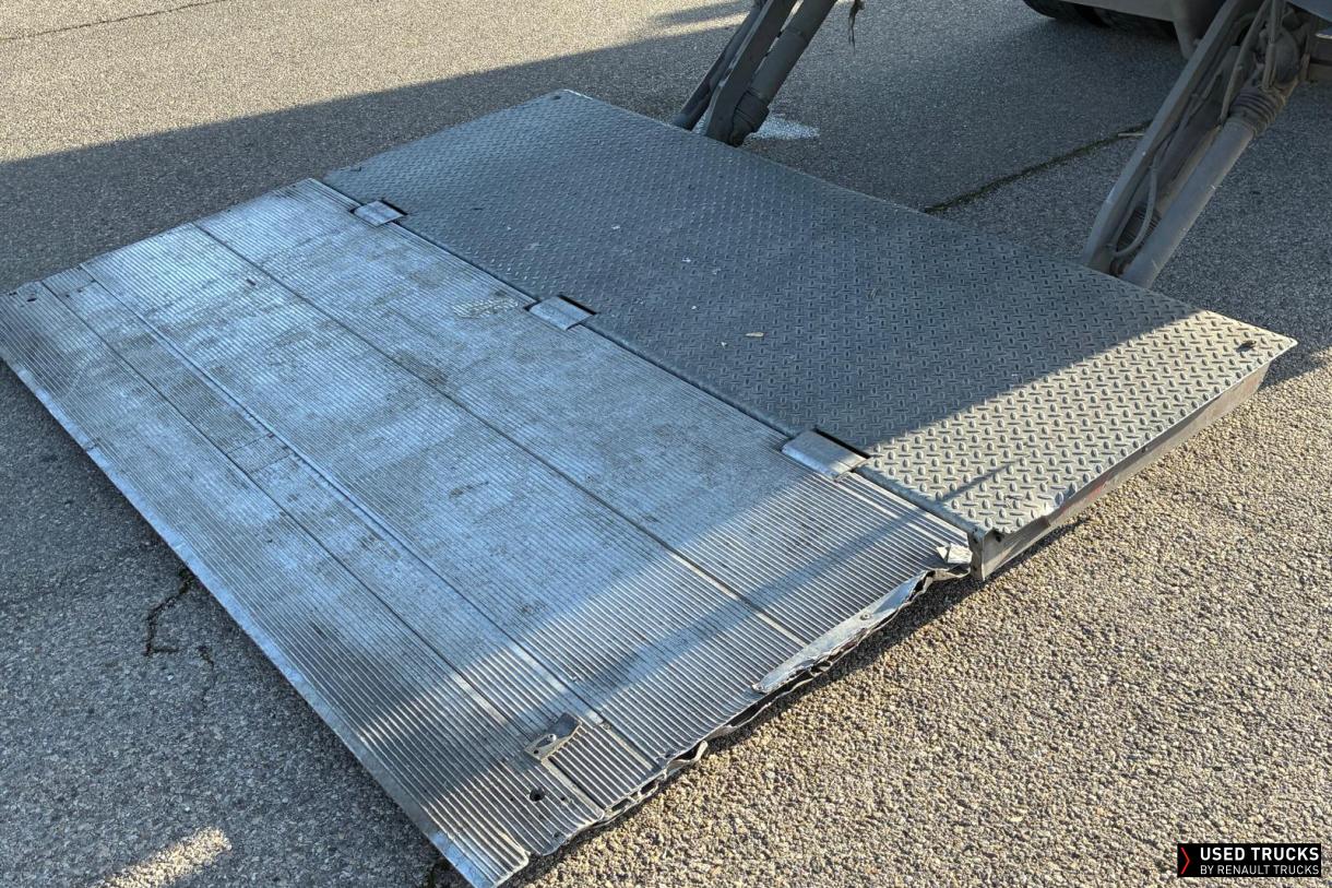 Renault Trucks D Wide 280