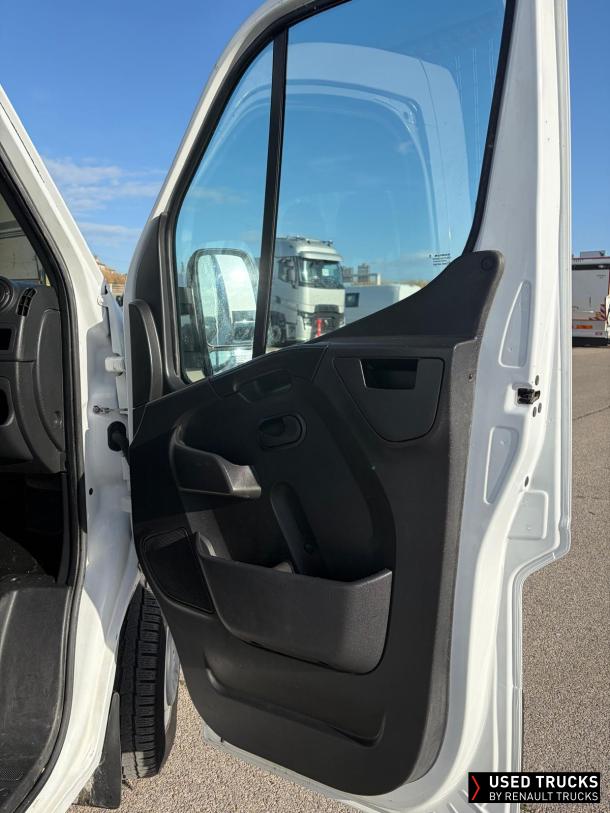Renault Trucks Master 130