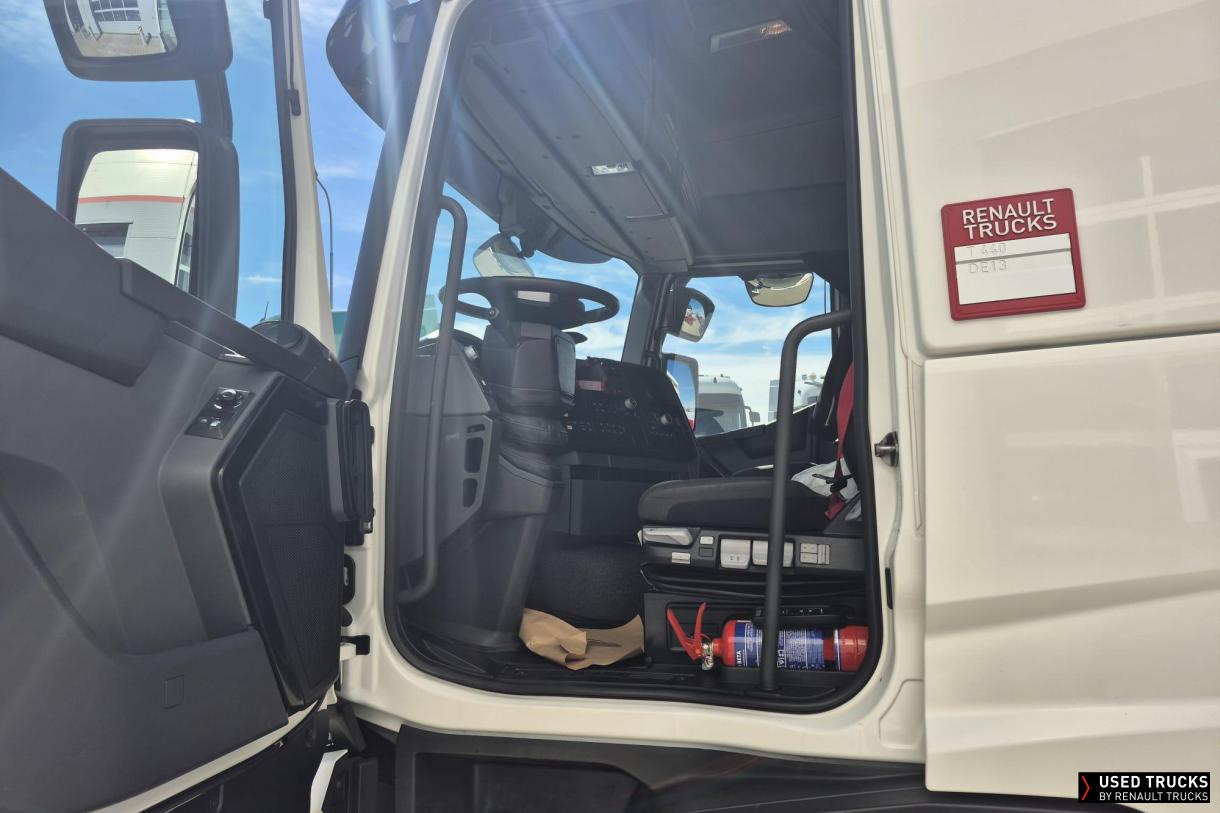 Renault Trucks T 440