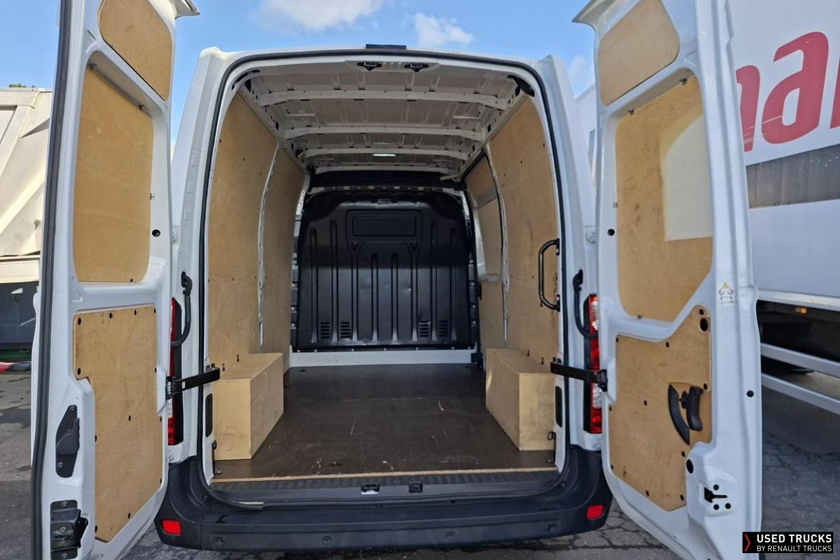 Renault Master 135