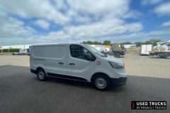 Renault Trucks Trafic
                                          