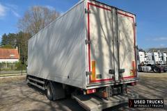 Renault Trucks D
                                          240