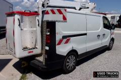 Renault Trucks Trafic
                                          145