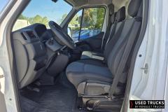 Renault Master
                                          136