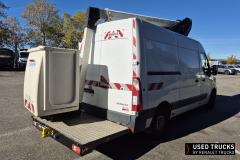 Renault Trucks Master
                                          145