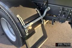 Renault Trucks D
                                          320