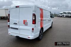 Renault Trucks Trafic
                                          