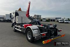 Renault Trucks D
                                          240