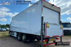Renault Trucks D Wide
                                          320