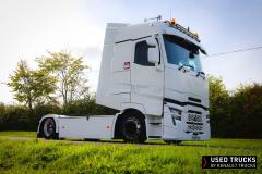 Renault Trucks T High
                                          440