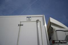 Renault Trucks T
                                          380