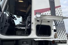 Renault Trucks T High
                                          520