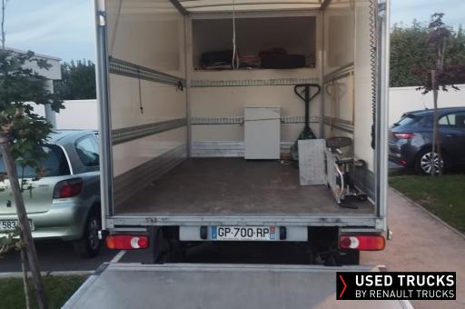 Renault Trucks Master 145